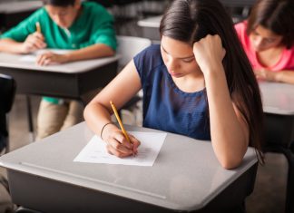 Scuola, domani al via il concorso. Ricorsi nel caos