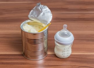 Botulino nel latte in polvere ByHeart: trovata la tossina anche in confezioni chiuse. Ma i prodotti richiamati restano sugli scaffali LATTE IN POLVERE