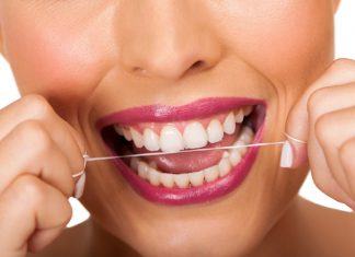 Il filo interdentale? Uno studio Usa: nessuna prova che sia efficace