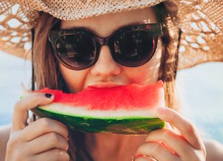 L’aglio scaccia le zanzare? L’anguria senza semi è Ogm? La bufala estiva è servita ESTATE MITI ALIMENTARI