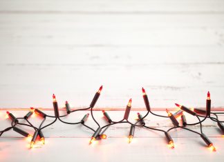 Luci di Natale: a Led o tradizionali? Ecco quanto pesano in bolletta