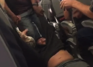 Niente più botte: ora United Airlines promette 10mila dollari a chi lascia l’aereo
