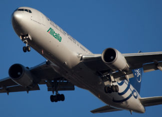 Voucher Alitalia, nuova beffa per i consumatori: ci sono i soldi ma manca la procedura ALITALIA