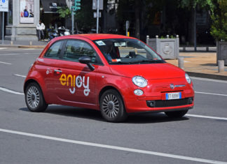 Car Sharing, 1 auto su 4 è a noleggio. Ecco quando conviene rinunciare alla propria macchina