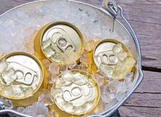Una birra ghiacciata in 5 minuti? I trucchi per risparmiare tempo