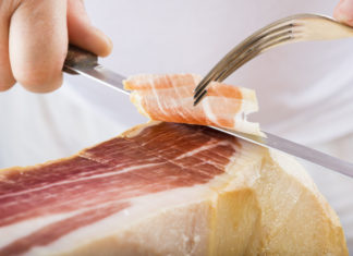 Prosciutto San Daniele: è frode se i suini sono nutriti con scarti alimentari PROSCIUTTO SAN DANIELE