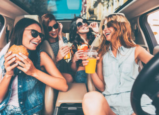Prima di un lungo viaggio… Consigli per non sbagliare cibo quando si è al volante