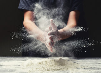 Conoscete lo “spolvero” e gli altri segreti di una buona pizza fatta in casa? PIZZA FATTA IN CASA