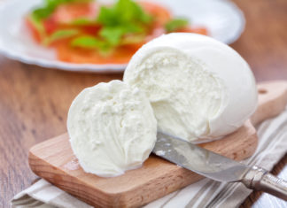 Granarolo, Conad, Penny, Carrefour richiamano mozzarella: presenza di corpi metallici MOZZARELLA
