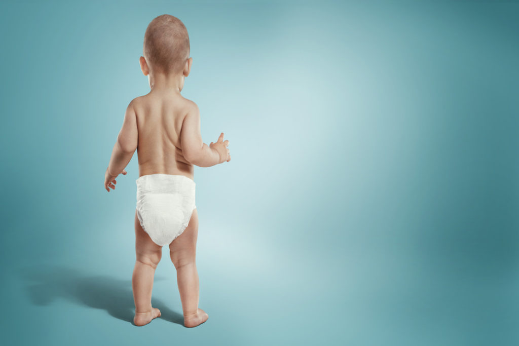 Pannolini per bambini, l’Ue valuti il divieto di uso di formaldeide e diossine