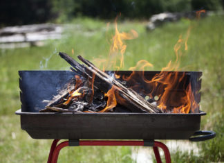 Test su barbecue low cost: ecco quelli che hanno preso fuoco