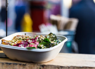Lo studio inglese: cibo vegan in ristoranti e take away 3 volte su 5 ha troppo sale