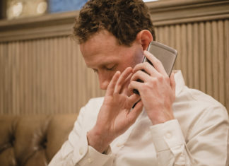 Telefonia, Agcom approva il blocco di default dei servizi premium sugli abbonamenti telefonia