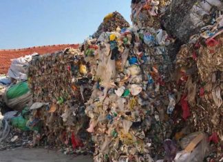 Scoperta una discarica italiana illegale in Turchia. Greenpeace: “Corepla ci spieghi”