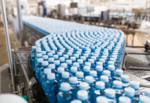 Trento vieta la plastica nel pubblico, Sanpellegrino e Mineracqua ricorrono al Tar