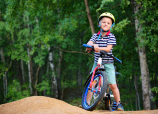 Bambini in bicicletta: la sicurezza non è mai troppa (alcuni consigli utili)