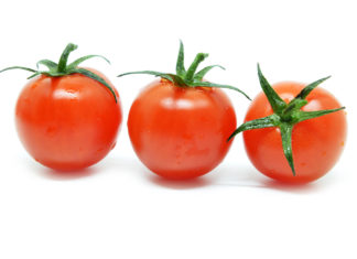 Test su 15 polpe di pomodoro: pochi pesticidi ma troppa acqua