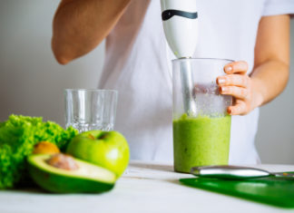 Estrattori o centrifuga? Il modo migliore per esaltare frutta e verdura centrigura estrattore frutta verdura