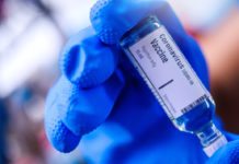Vaccino Covid solo per fragili e anziani, la Regione Lazio non ha dosi per tutti VACCINI