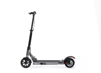 Decathlon richiama monopattino Revolt R: lo sterzo può rompersi