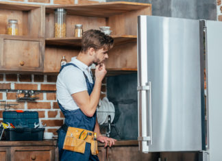 “Un anno tra riparazioni e sostituzioni, ma il mio frigo Whirlpool non funziona”