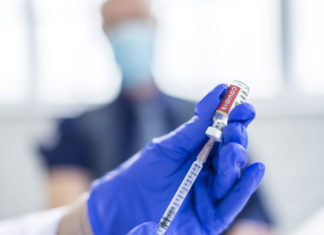 “Ho già avuto il Covid, devo o posso vaccinarmi?” VACCINO ASTRAZENECA