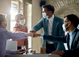 Rientro al lavoro post-Covid, cosa dice la circolare del Ministero della Salute su tamponi e quarantena covid lavoro ufficio