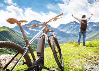 E-bike e scooter: la batteria è la prima causa di guasto (e spesso non si può sostituire) BATTERIE