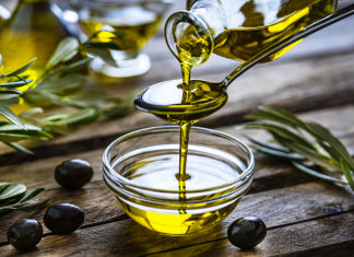 Extravergine: il prezzo giusto per un litro di olio novello OLIO EXTRAVERGINE PREZZO
