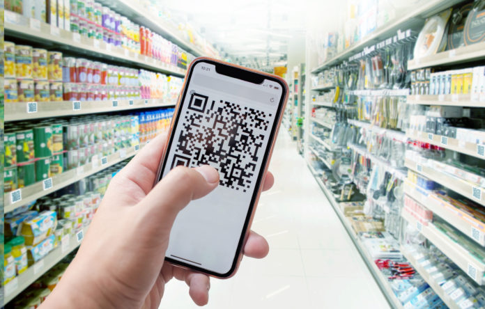digital shopping with code scaning from mobile application YUKA