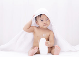 Creme doposole per bambini: ecco le più utili (ma perché usare gli interferenti endocrini?) DOPOSOLE BAMBINI