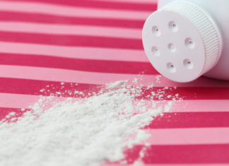 Talco cancerogeno, così J&J ha nascosto i risultati del test sull’amianto Johnson & Johnson STOP TALCO