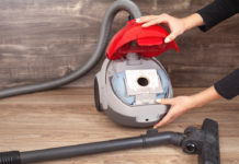 Aspirapolvere, l’indice di riparabilità premia Bosch e Rowenta, male Hoover e Miele aspirapolvere riparabilità