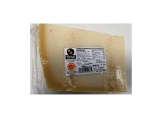 Grana padano al posto del Parmigiano Reggiano: scatta il richiamo PARMIGIANO REGGIANO GRANA PADANO