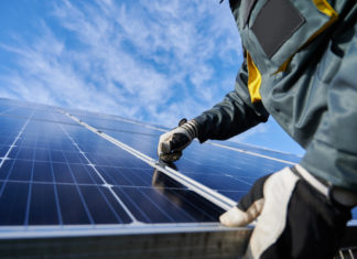 Fotovoltaico, quando il condomino è libero di installarlo su parti comuni senza ok da assemblea FOTOVOLTAICO RIMBORSO PER L'ENERGIA