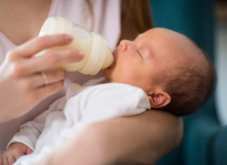 Latte artificiale, molti claim salutistici non hanno prove scientifiche latte artificiale