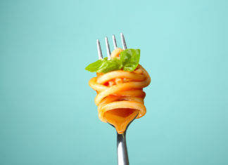 La pasta aumenta, il grano diminuisce e il governo? Porta in tavola Mister prezzi PASTA MISTER PREZZI