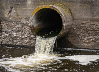 Pfas, la denuncia delle associazioni: “Perché lo studio sugli effetti commissionato dal Veneto non è mai stato fatto?” pfas inquinamento