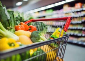 Foodwatch: Aldi e Lidl non fanno abbastanza per ridurre i pesticidi in cereali, frutta e verdura frutta e verdura aldi lidl