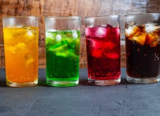 Lo studio: bere 2 litri di soft drink con edulcoranti a settimana aumenta del 20% il rischio di fibrillazione atriale soft drink