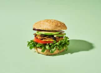 Burger Veg, perché da Parigi potrebbe arrivare una brutta sorpresa per Prandini e Coldiretti BURGER VEG