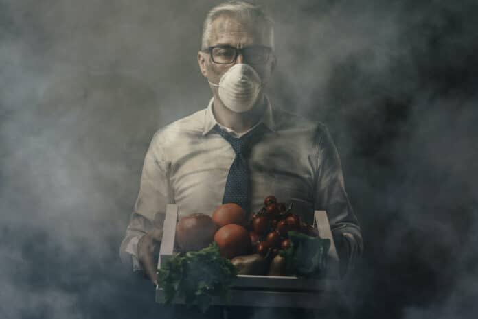 Food pollution and contamination SICUREZZA ALIMENTARE