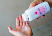 Johnson e & Johnson paga 700 milioni di dollari per chiudere le cause sul talco con amianto johnson & johnson