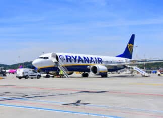 Ryanair ne inventa un’altra: il business del bagagli sul biglietto “famiglia” RYANAIR