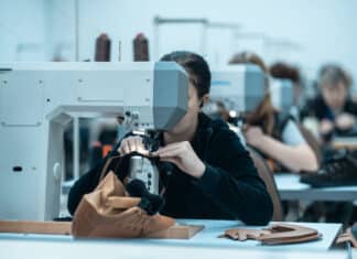 La Cina contro Calvin Klein e Tommy Hilfiger: “Boicottano i prodotti dello Xinjiang” UIGURI XINJIANG