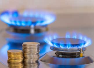 Luce e gas, da gennaio più garanzie per i consumatori su modifiche contrattuali e telemarketing gas