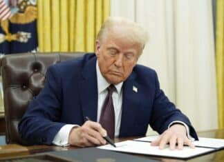 Pfas nei pesticidi: Trump pronto al via libera a un nuovo “forever chemical” TRUMP PFAS DAZI ANTIBIOTICO-RESISTENZA GLIFOSATO