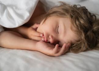 Sostanze pericolose nei materassi per bambini: l’amara verità di due studi canadesi