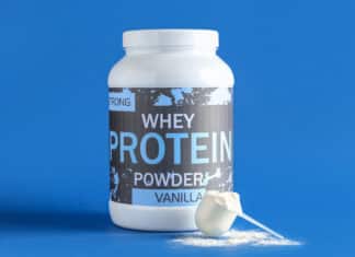 Proteine in polvere sotto la lente: fino a 20 ingredienti nella Biotech Usa, solo 3 nella Bodymass di Action