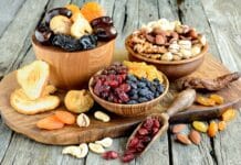 Frutta secca e 5-HMF: i laboratori tedeschi trovano livelli alti in prugne, mirtilli e ciliegie FRUTTA SECCA